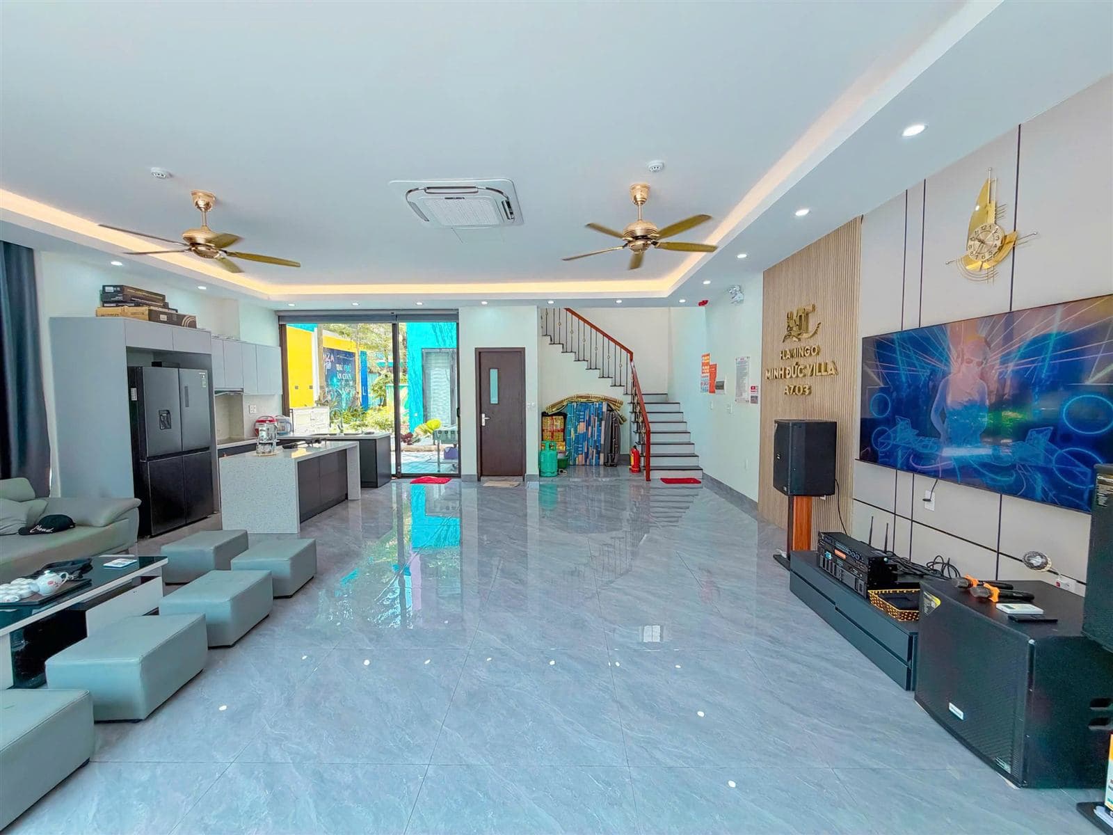 Không gian sinh hoạt chung Villa Minh Đức